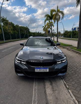 BMW 320i 2.0 16V TURBO FLEX M SPORT AUTOMÁTICO BMW 320i 2.0 16V TURBO FLEX M SPORT AUTOMÁTICO
